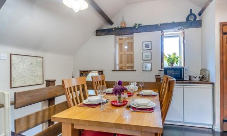 2 Bed in Neen Sollars 8