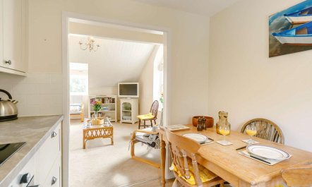 2 Bed in Fowey 5