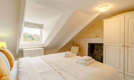 2 Bed in Fowey 9
