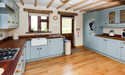 2 Bed in Cheltenham 4