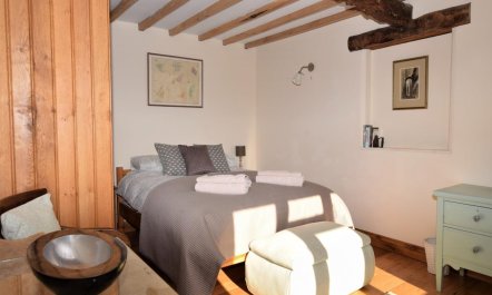 2 Bed in Cheltenham 8