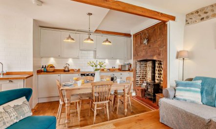 3 Bed in Eastbourne 2