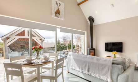 2 Bed in Highbridge 1