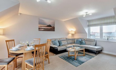 3 Bed in Seahouses 3