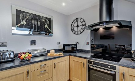 3 Bed in Seahouses 6