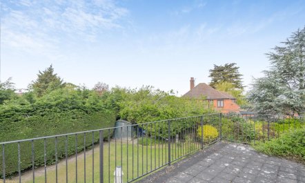4 Bed in Old Hunstanton 9