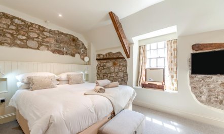 3 Bed in Tenby 9