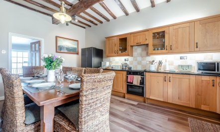 3 Bed in Tenby 6