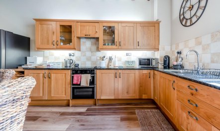 3 Bed in Tenby 7