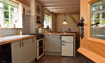 1 Bed in Etchingham 1