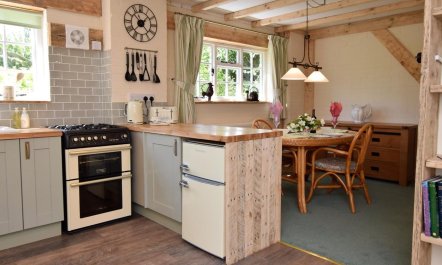 1 Bed in Etchingham 2