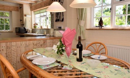 1 Bed in Etchingham 3