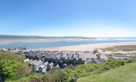 3 Bed in Aberdyfi 2