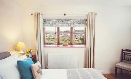 2 Bed in Crickhowell 2