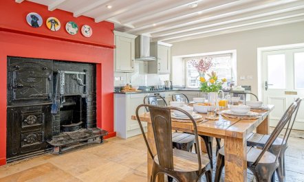 3 Bed in Kirkbymoorside 1