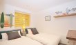 2 Bed in Brixham 1