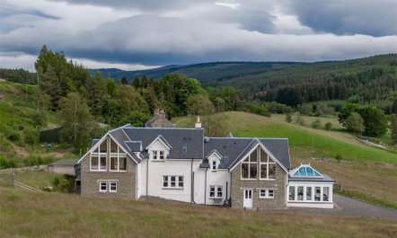 5 Bed in Pitlochry