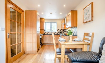 1 Bed in Bridport