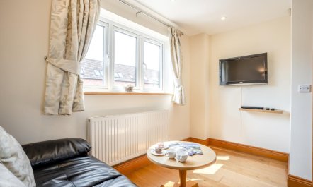1 Bed in Bridport 7