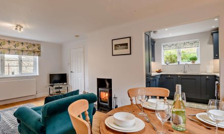 2 Bed in Holt 3
