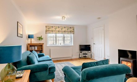 2 Bed in Holt 1