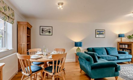 2 Bed in Holt 6