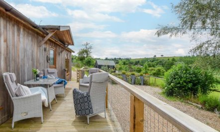 2 Bed in Stoke Prior 0