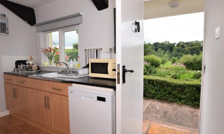 2 Bed in Tiverton 6