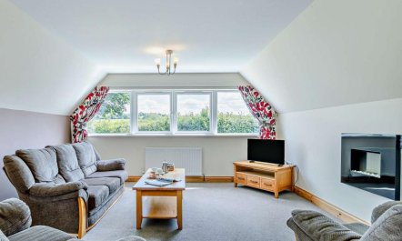 3 Bed in Zeal Monachorum 6