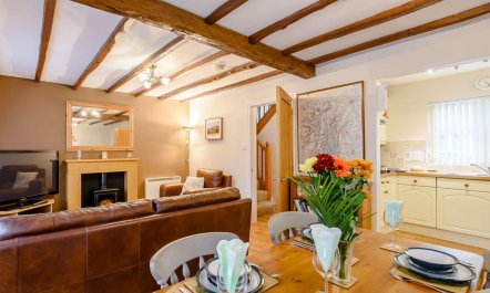 2 Bed in Hawkshead 3