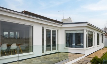 4 Bed in Brixham 1