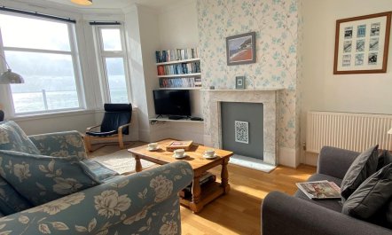 2 Bed in Ventnor 5