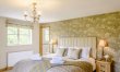 6 Bed in Bala 7