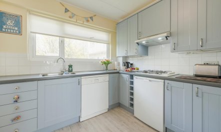 2 Bed in Tenby 5