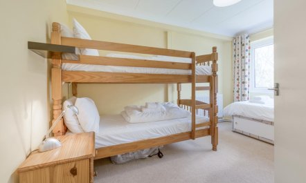 2 Bed in Tenby 8