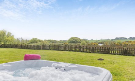 4 Bed in Bideford 1