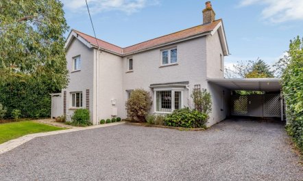 4 Bed in Bembridge