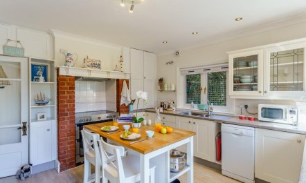 4 Bed in Bembridge 9