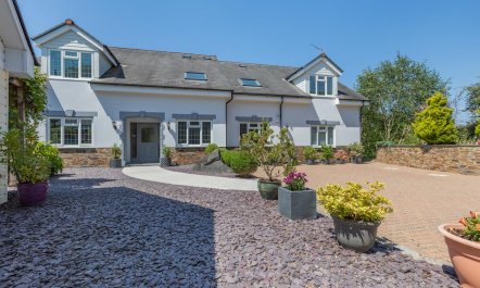 5 Bed in Bude 5