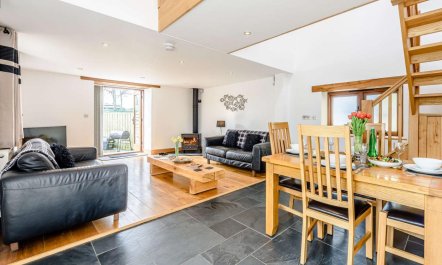 2 Bed in Holsworthy 7