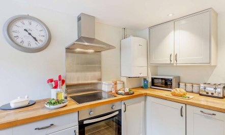 2 Bed in Cheltenham 6