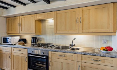2 Bed in Aberdyfi 8