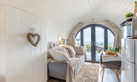 1 Bed in South Brent 8