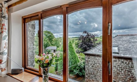 3 Bed in Holsworthy 3