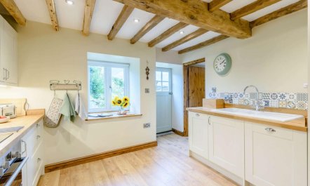 3 Bed in Wrexham 5