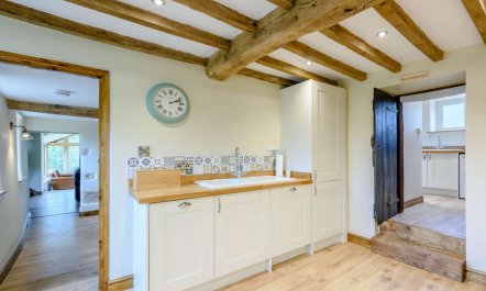 3 Bed in Wrexham 4
