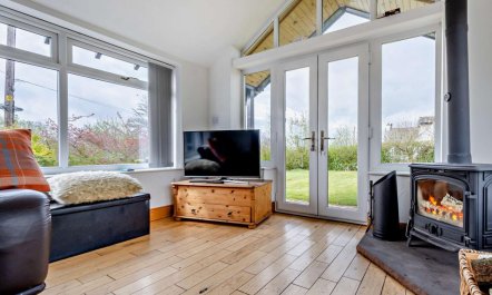4 Bed in Penrith 2