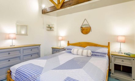 2 Bed in Holsworthy 2