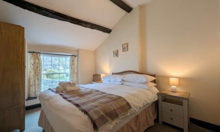 2 Bed in High Lorton 2