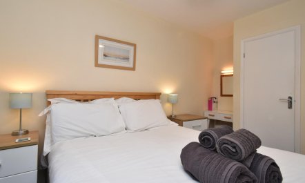 1 Bed in Saundersfoot 7